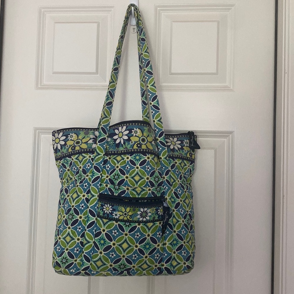 Vera Bradley Daisy Daisy Villager Tote